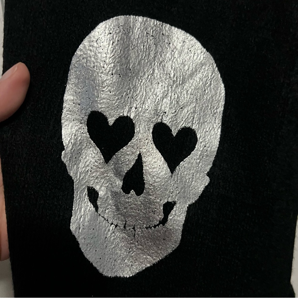 Vintage Early 2000s Hot Topic Skull Scarf - Picture 5 of 5